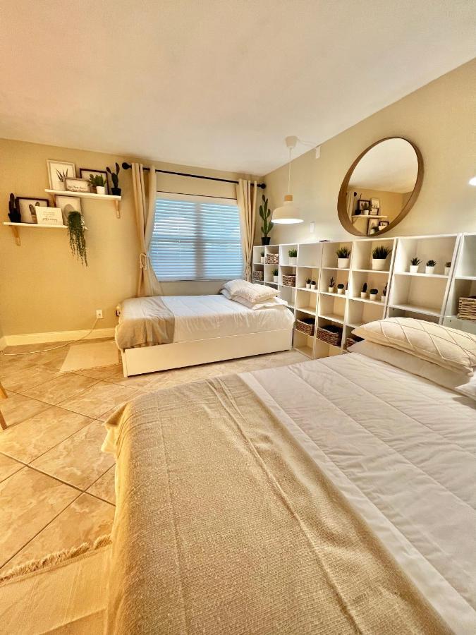 Beach Oasis 704 Lovely Daytona Ocean Front For 5 Sleeps Up To 12 Дейтона Бийч Екстериор снимка