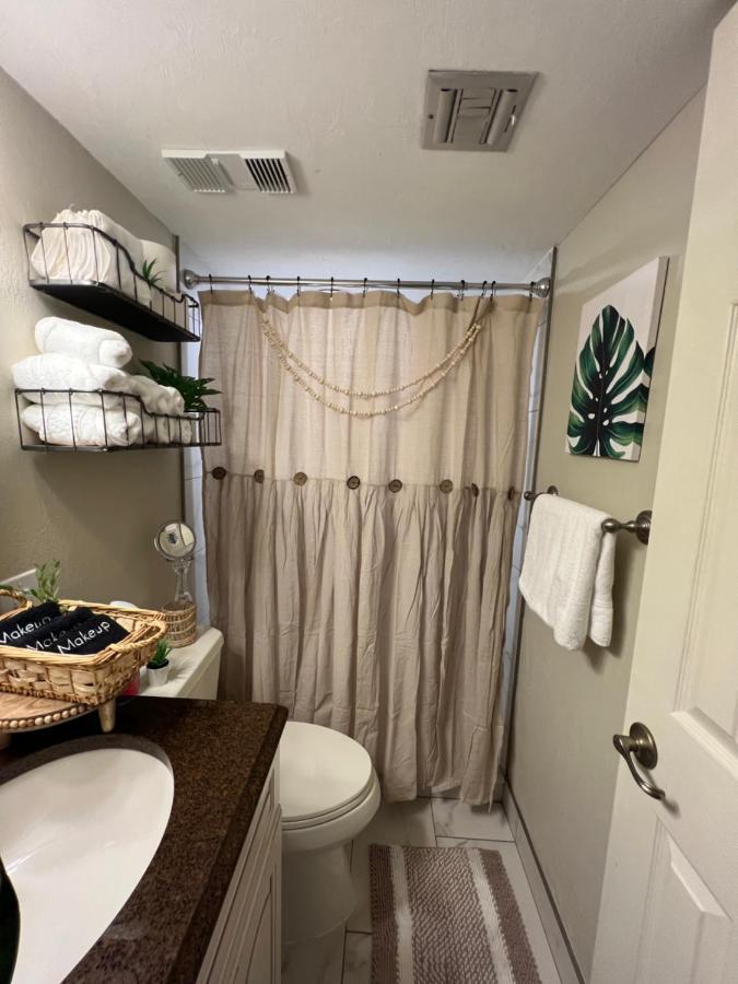 Beach Oasis 704 Lovely Daytona Ocean Front For 5 Sleeps Up To 12 Дейтона Бийч Екстериор снимка
