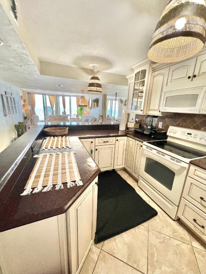 Beach Oasis 704 Lovely Daytona Ocean Front For 5 Sleeps Up To 12 Дейтона Бийч Екстериор снимка