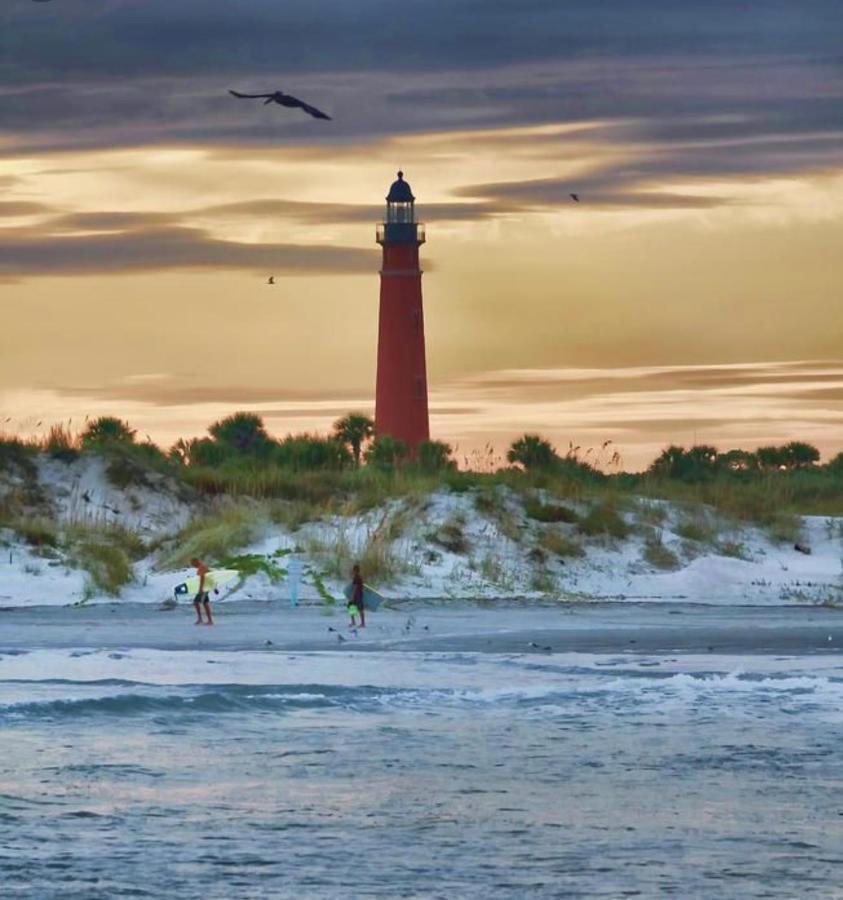 Beach Oasis 704 Lovely Daytona Ocean Front For 5 Sleeps Up To 12 Дейтона Бийч Екстериор снимка