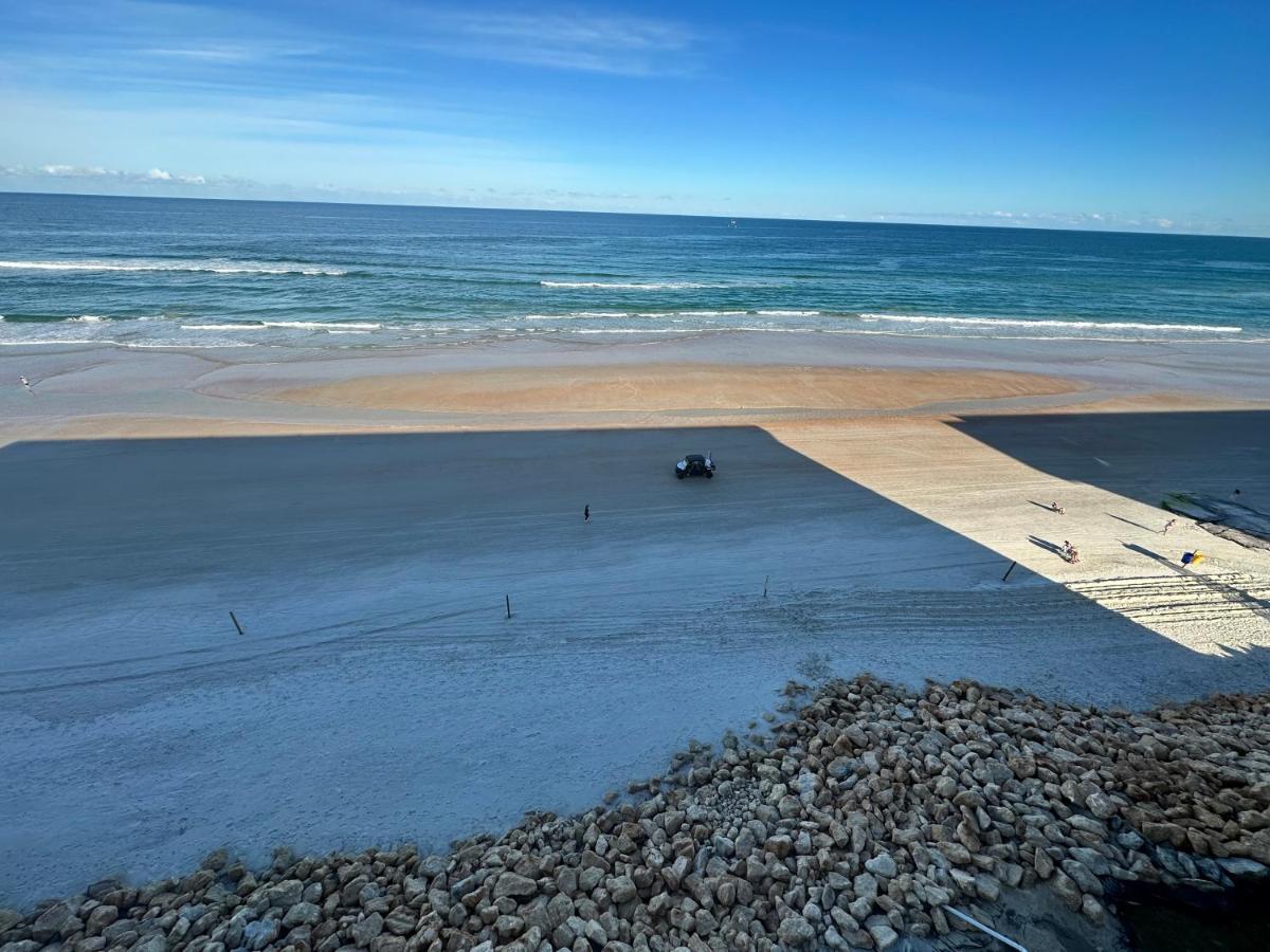 Beach Oasis 704 Lovely Daytona Ocean Front For 5 Sleeps Up To 12 Дейтона Бийч Екстериор снимка